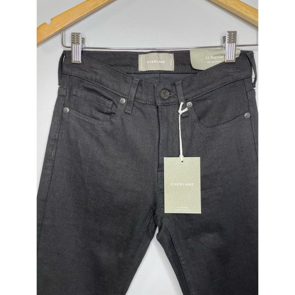 Everlane The Mid-Rise Skinny Jean Black - Picture 5 of 10